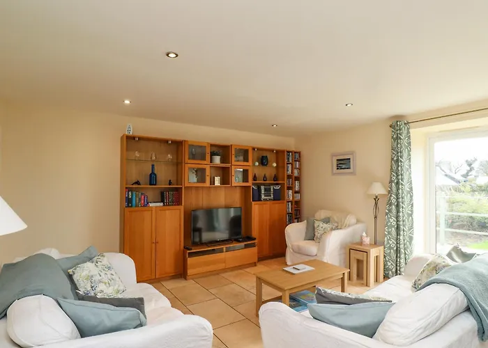 Sunshine Cottage